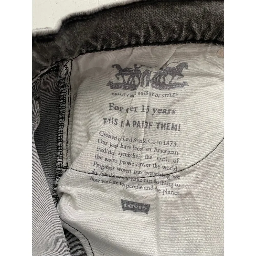 Levis this listing